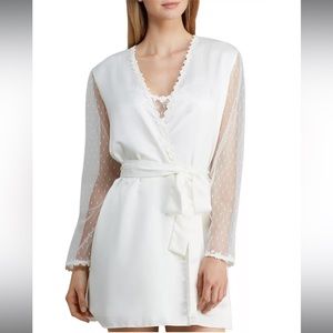 Flora Nikrooz Showstopper Charmeuse Cover-Up Robe